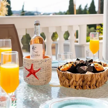 Red Rose Luxury Ialyssos فيلة إياليسوس